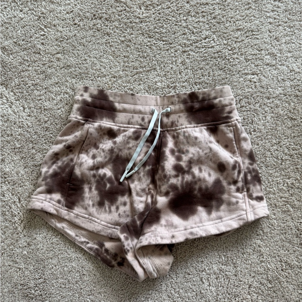 LULULEMON tie-dye shorts